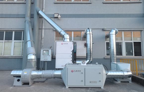 華強方特（蕪湖）集團生產廢氣處理項目進場安裝